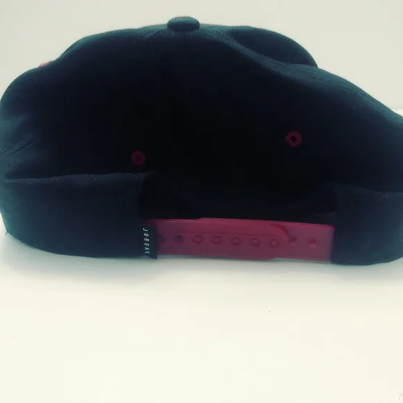Nike Air Jordan 11 Retro "Bred" Snapback Hat Black CK1277-010 - Picture 4 of 5